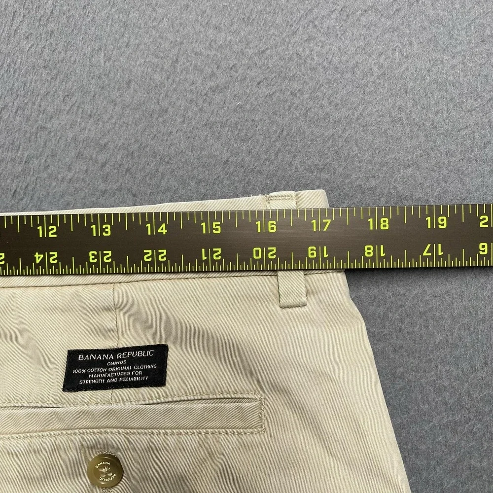 Banana Republic Pants Mens 34x32 Beige Chino Classic Fit Straight Leg Casual